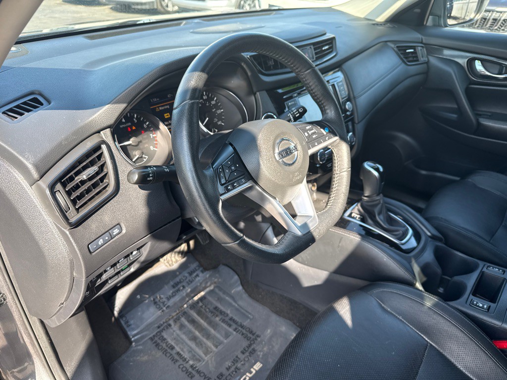 2020 Nissan Rogue Image 13