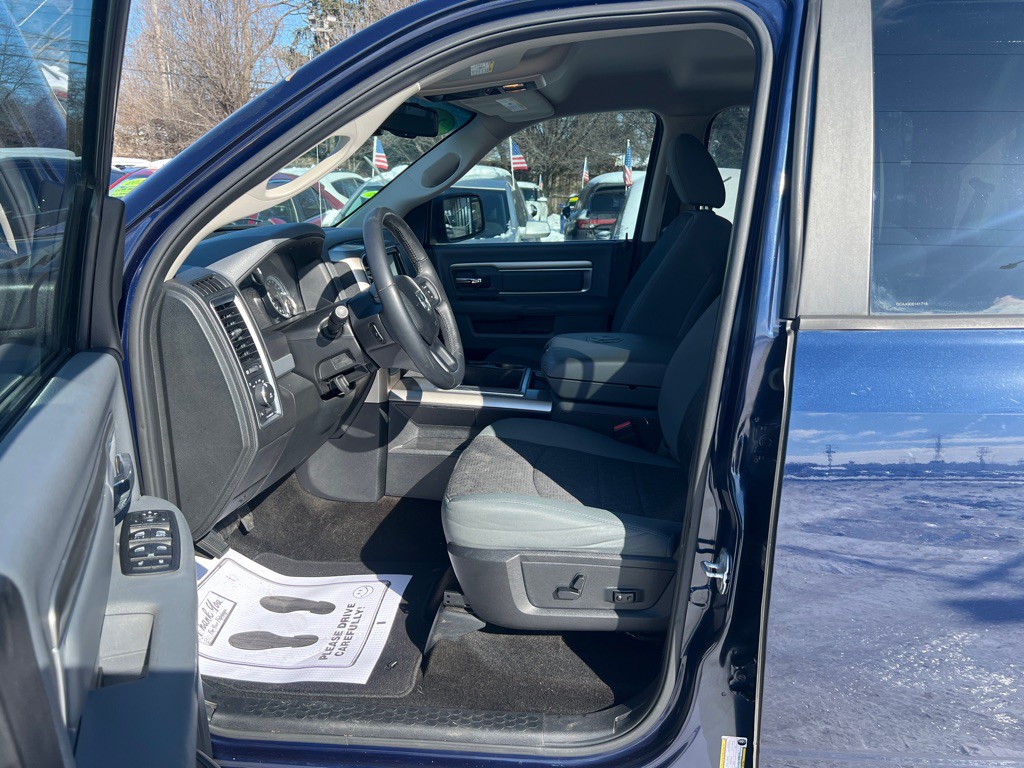 2015 RAM 1500 Image 11