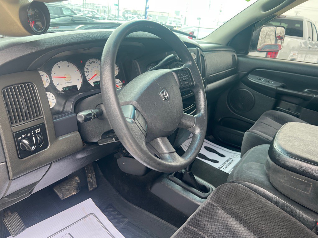 2005 Dodge Ram 2500 Image 10