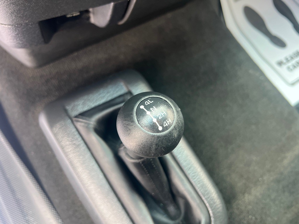 2005 Dodge Ram 2500 Image 12