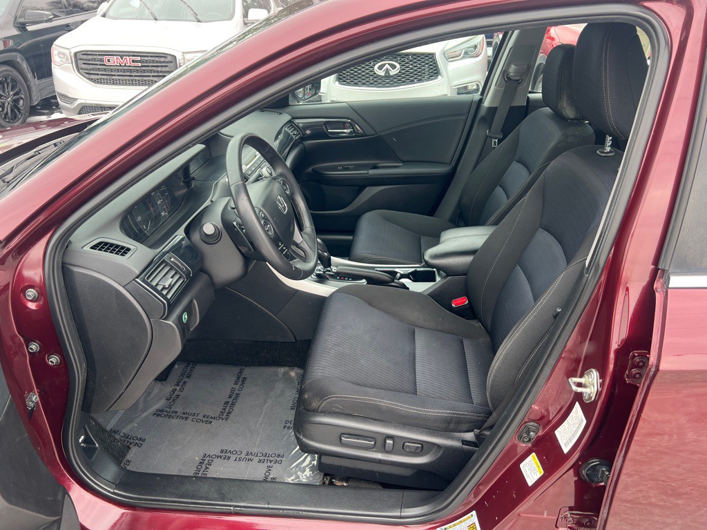 2015 Honda Accord Image 11