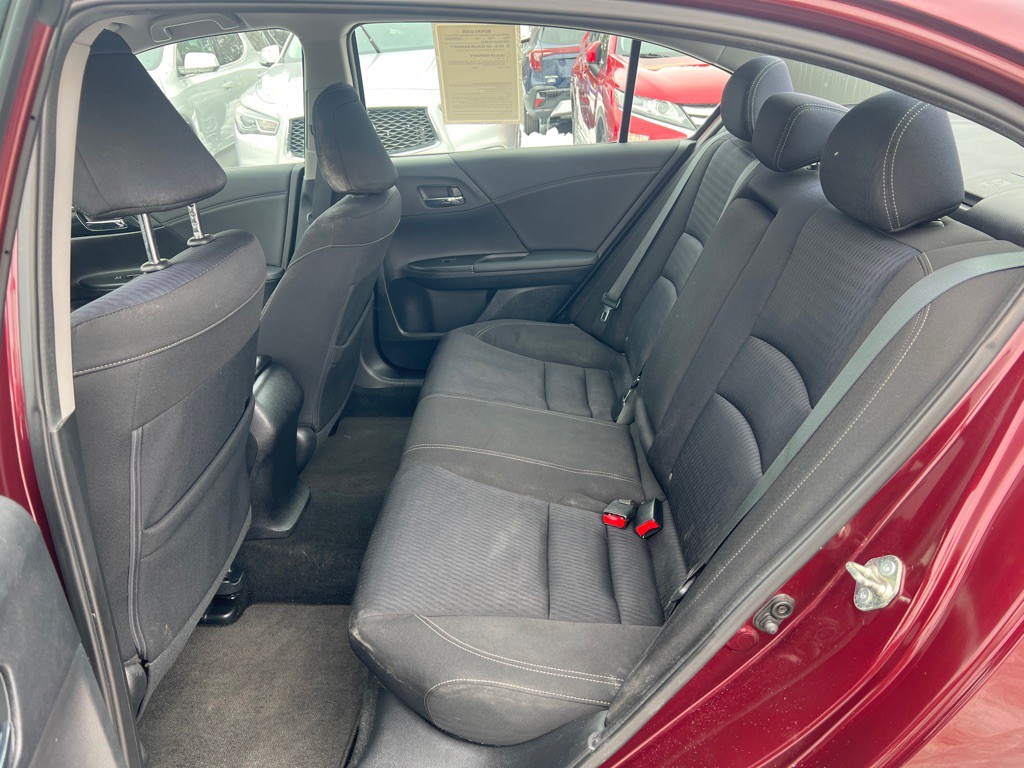 2015 Honda Accord Image 19