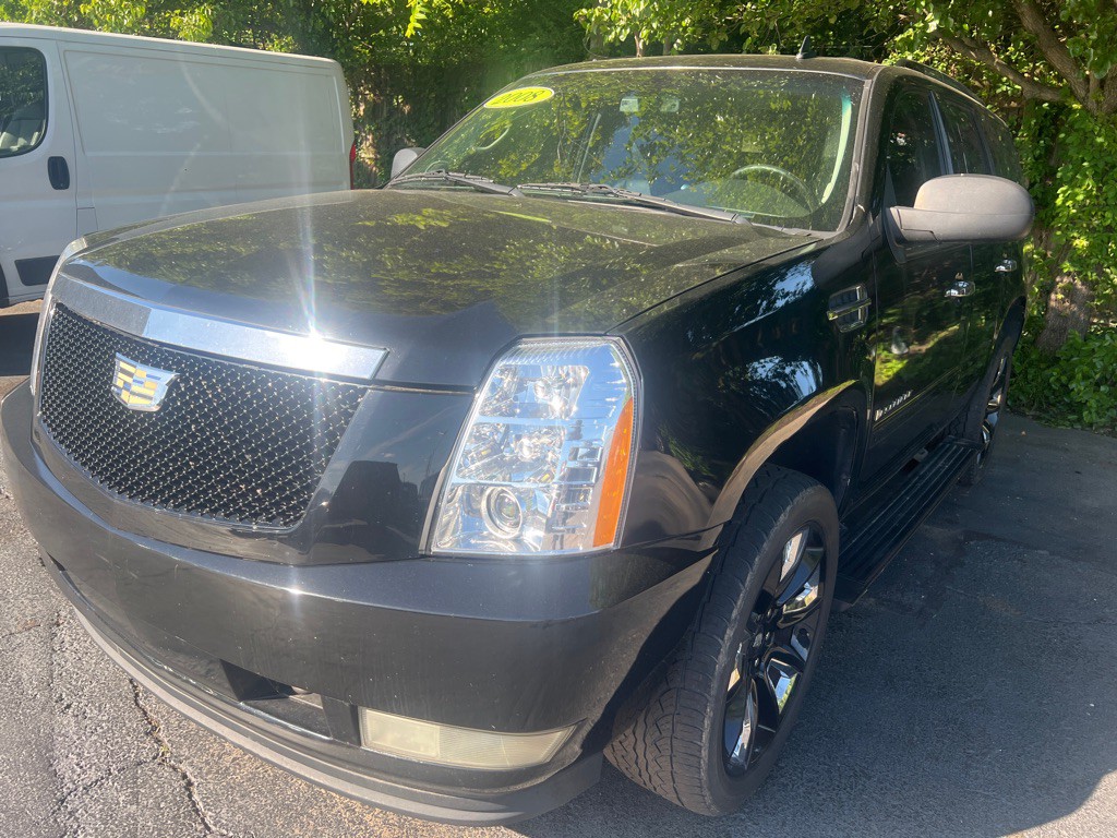 2008 Cadillac Escalade Image 1