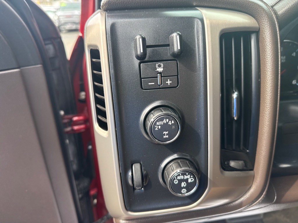 2018 GMC Sierra Image 16