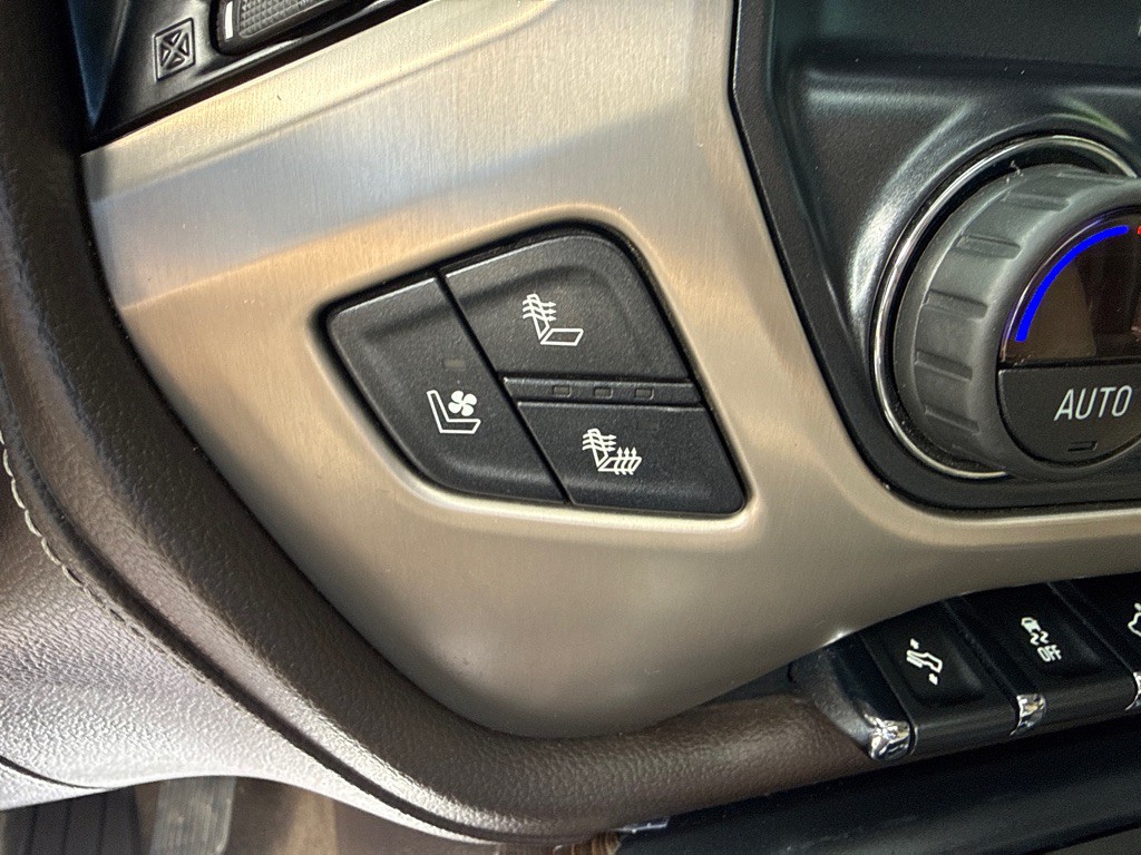 2018 GMC Sierra Image 32