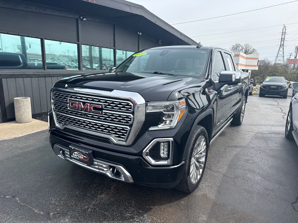 2019 GMC Sierra Image 1
