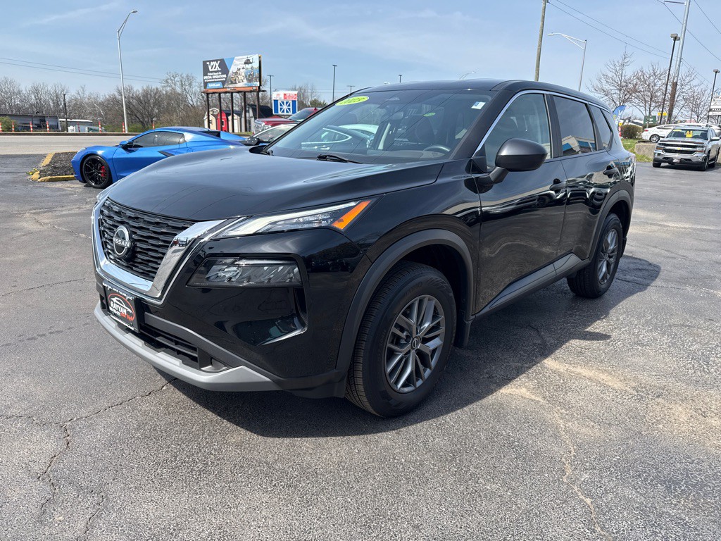 2023 Nissan Rogue Image 1