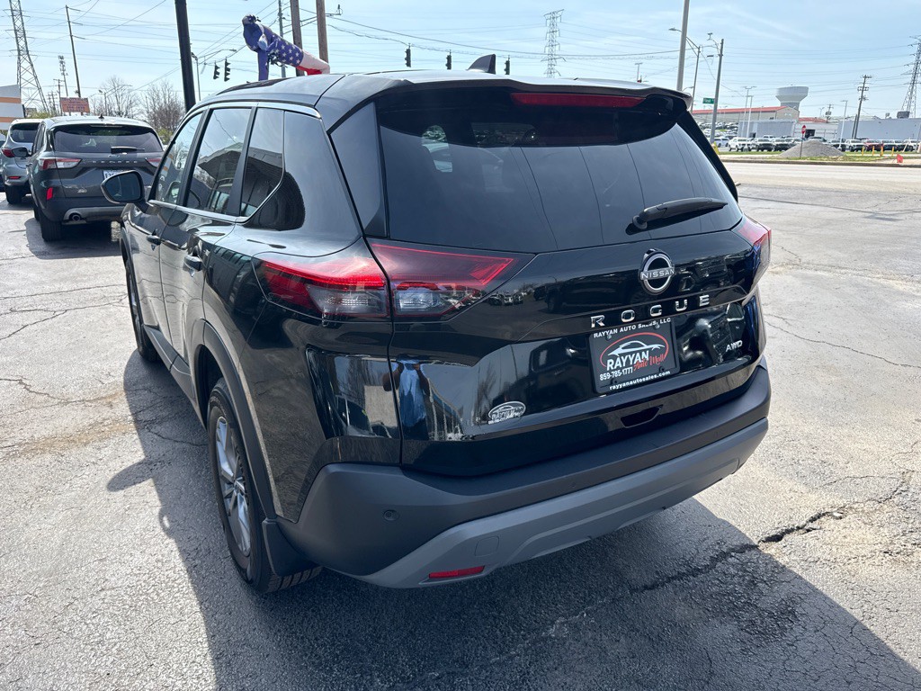 2023 Nissan Rogue Image 6