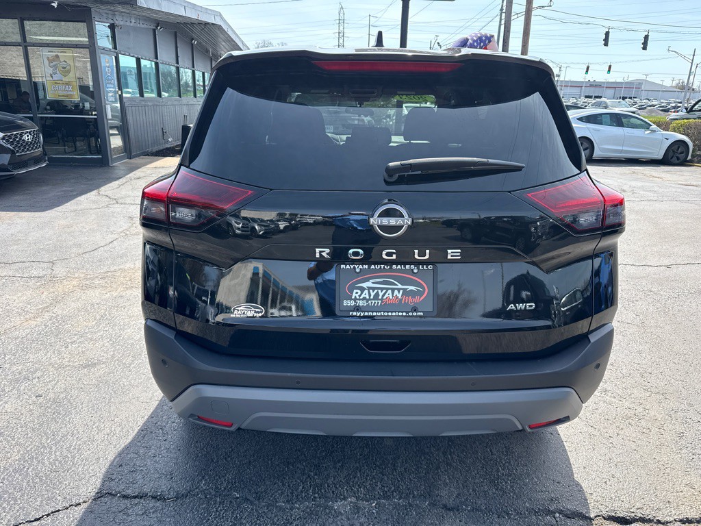 2023 Nissan Rogue Image 7