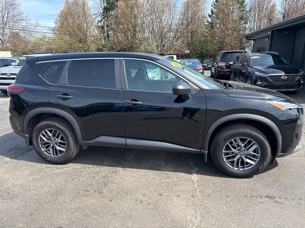 2023 Nissan Rogue Image 11