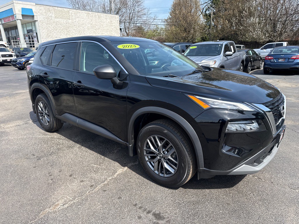 2023 Nissan Rogue Image 12