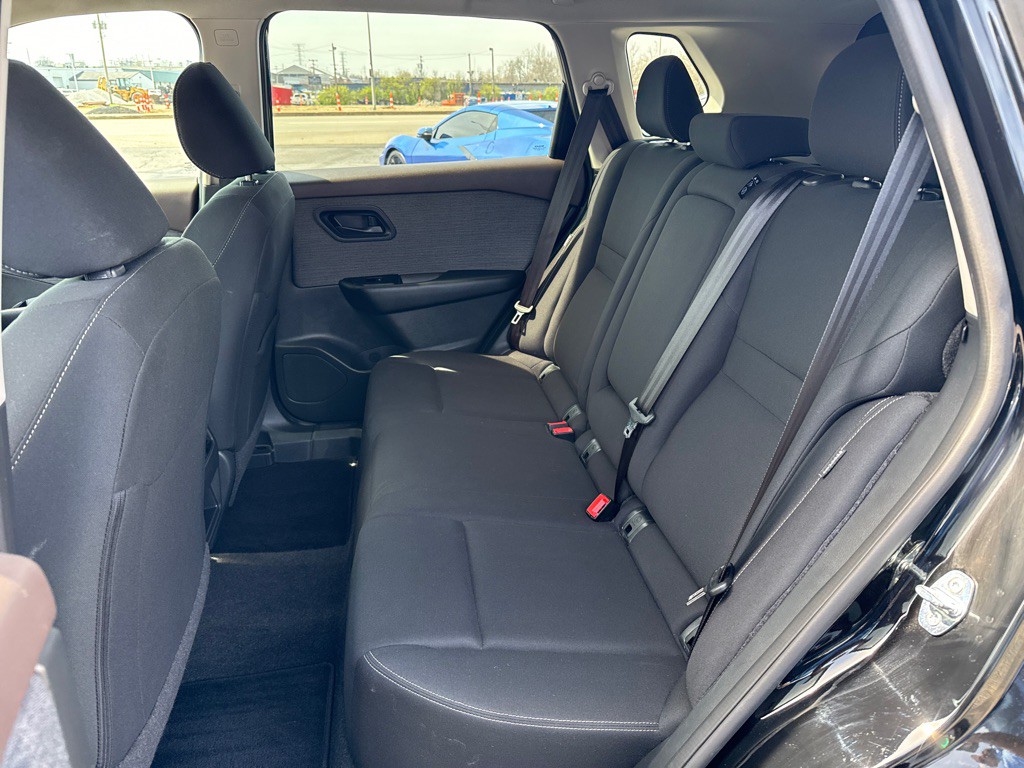 2023 Nissan Rogue Image 21