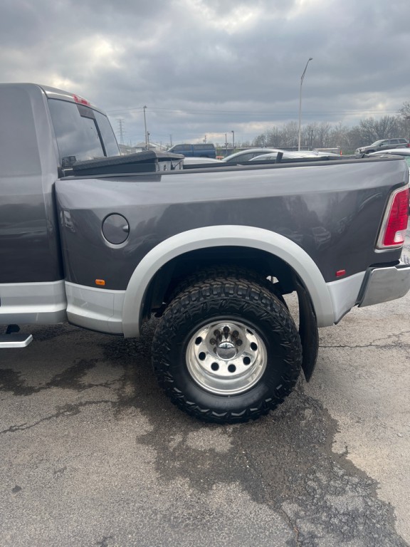 2015 RAM 3500 Image 8