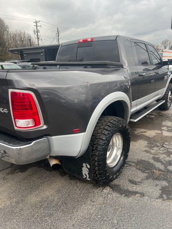 2015 RAM 3500 Image 17