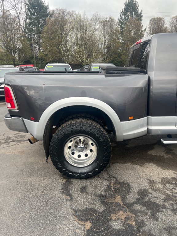 2015 RAM 3500 Image 19