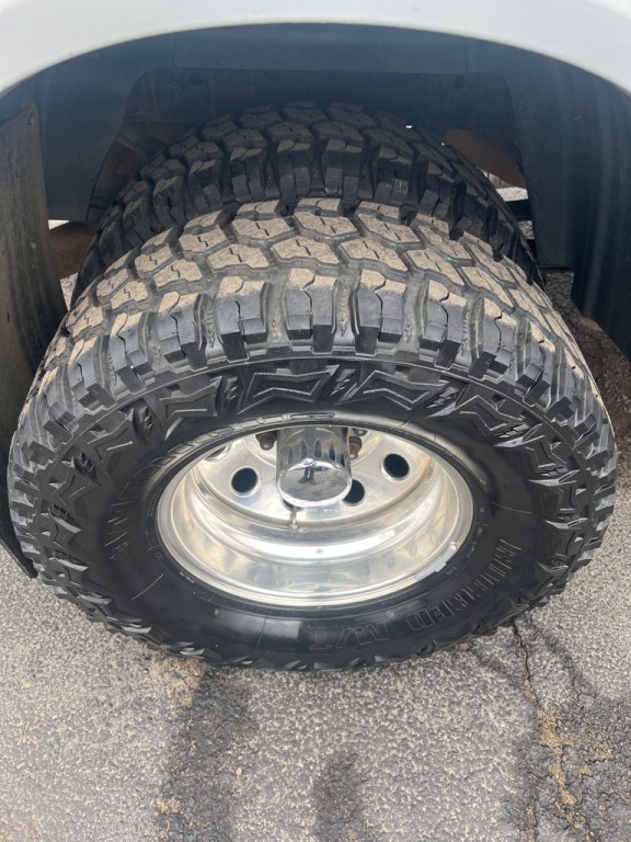 2015 RAM 3500 Image 32