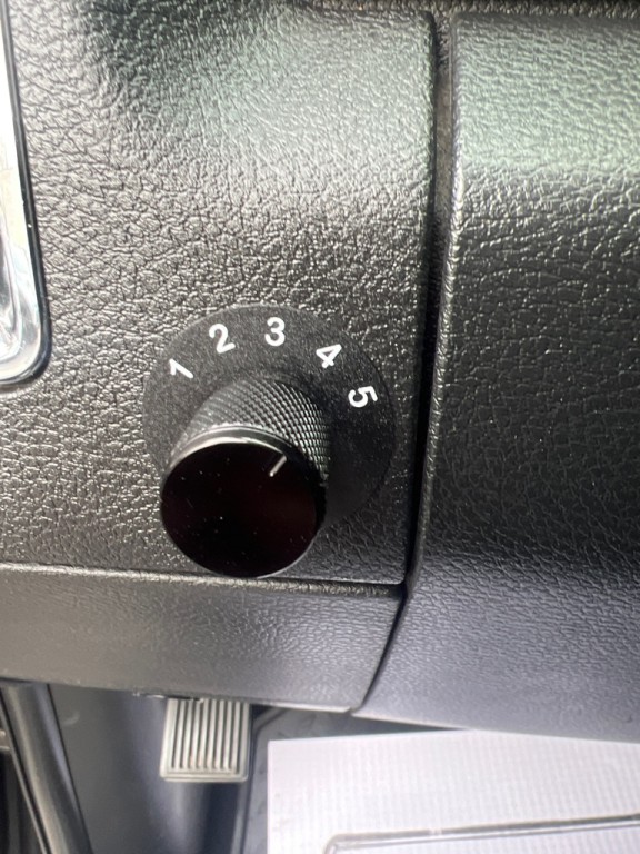 2015 RAM 3500 Image 36