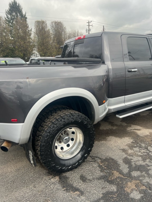 2015 RAM 3500 Image 95