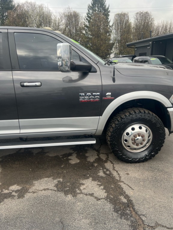 2015 RAM 3500 Image 100