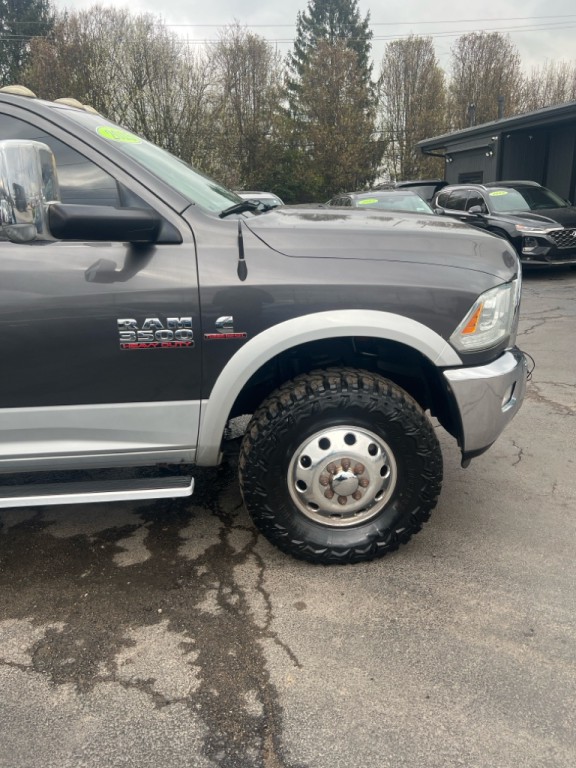 2015 RAM 3500 Image 101