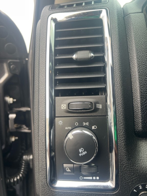 2015 RAM 3500 Image 112