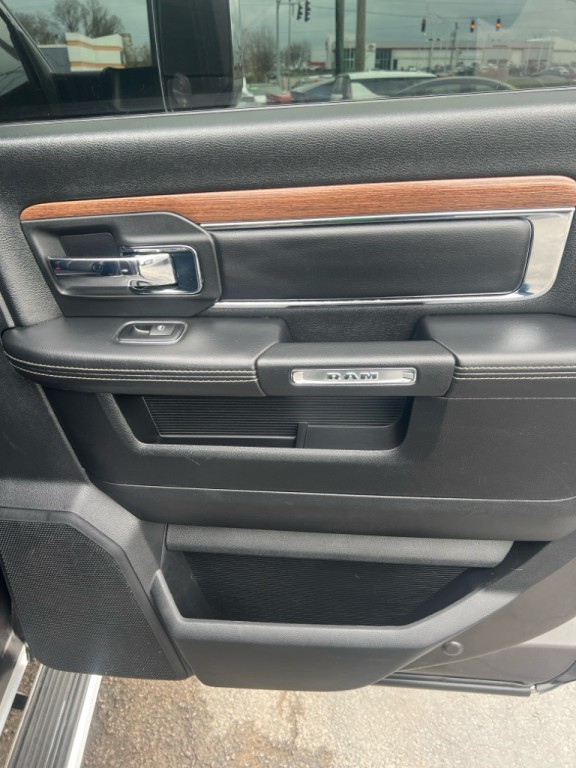 2015 RAM 3500 Image 127