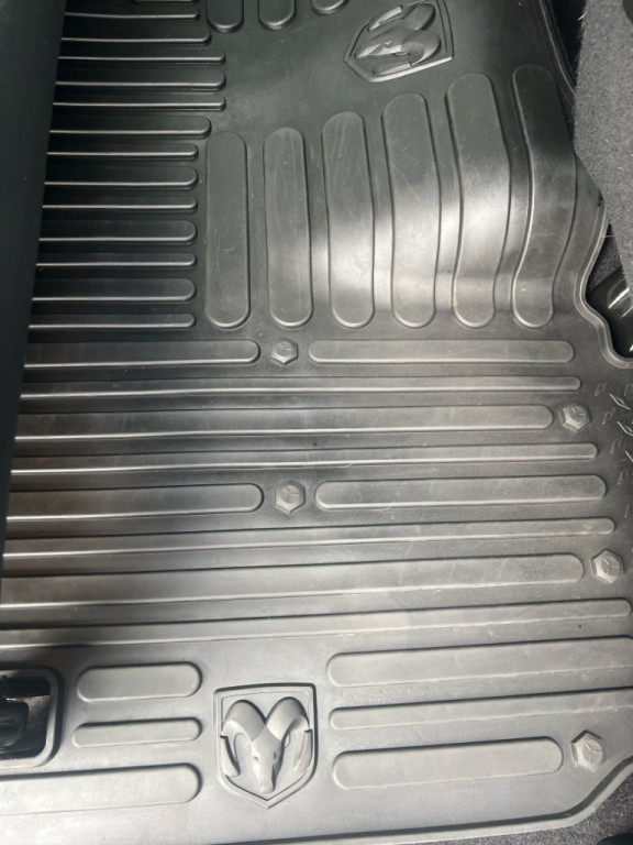 2015 RAM 3500 Image 129