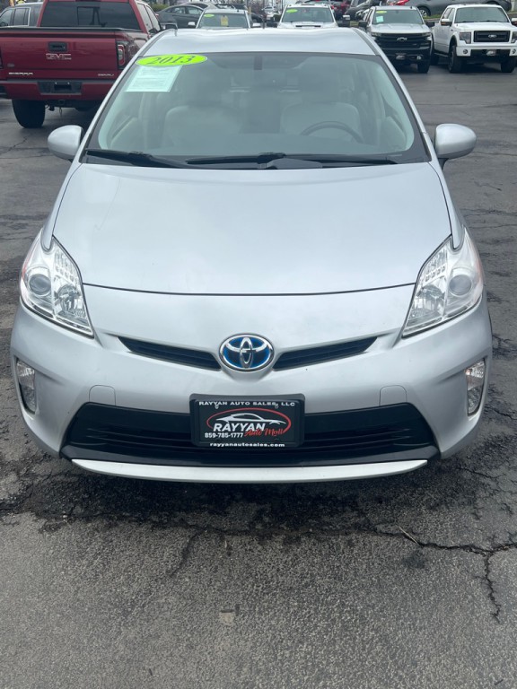 2023 Toyota Prius Image 2