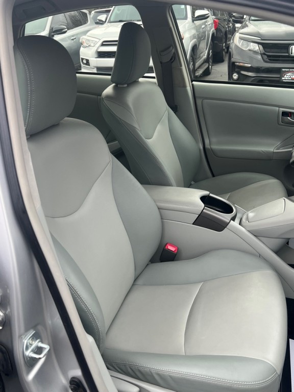 2023 Toyota Prius Image 13