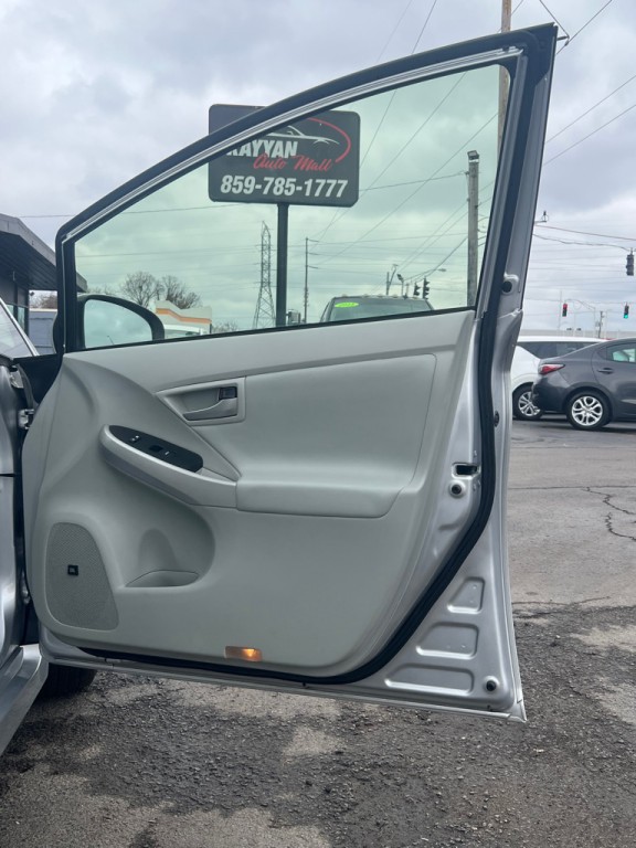 2023 Toyota Prius Image 17