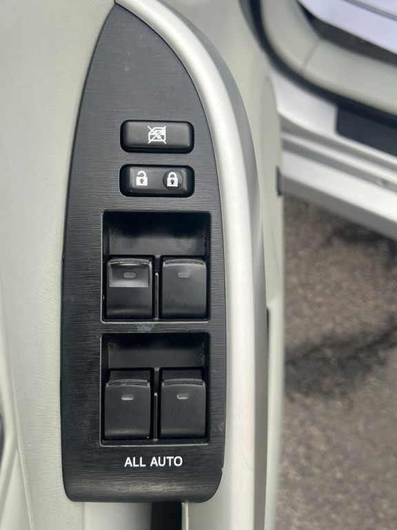 2023 Toyota Prius Image 24