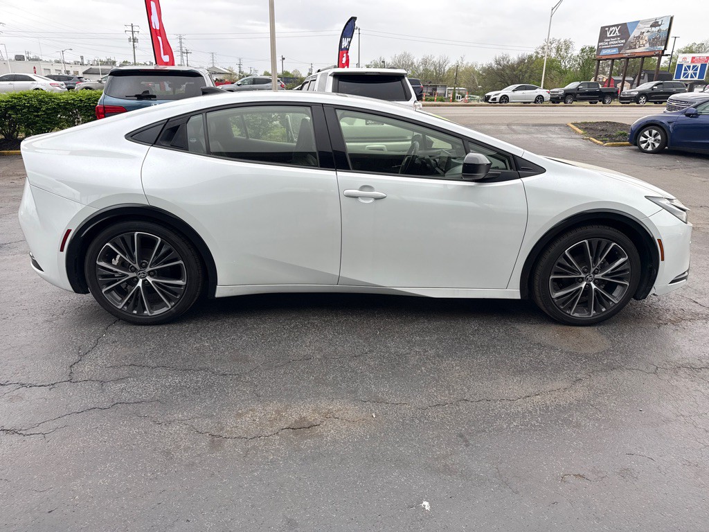 2023 Toyota Prius Image 7