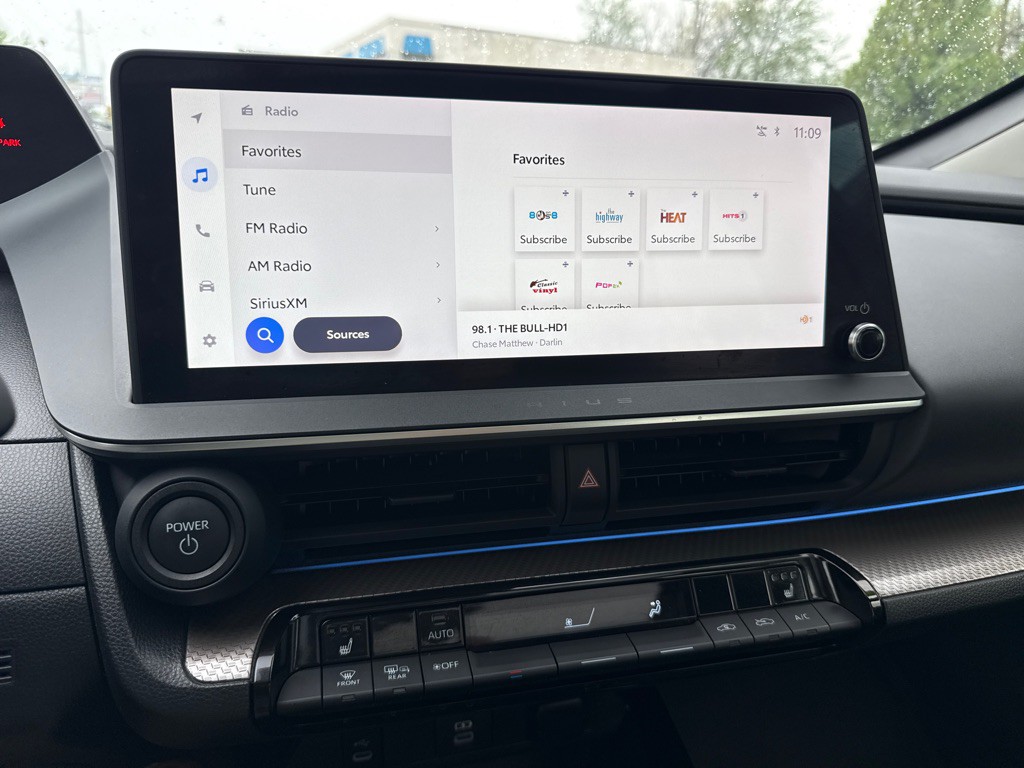 2023 Toyota Prius Image 13