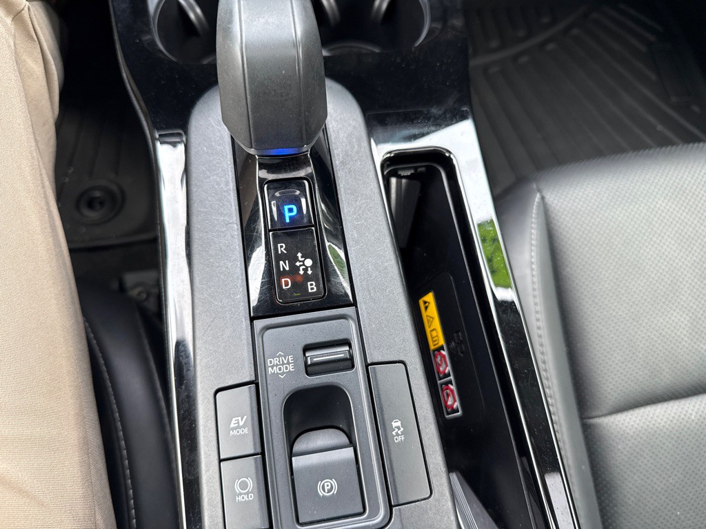 2023 Toyota Prius Image 14