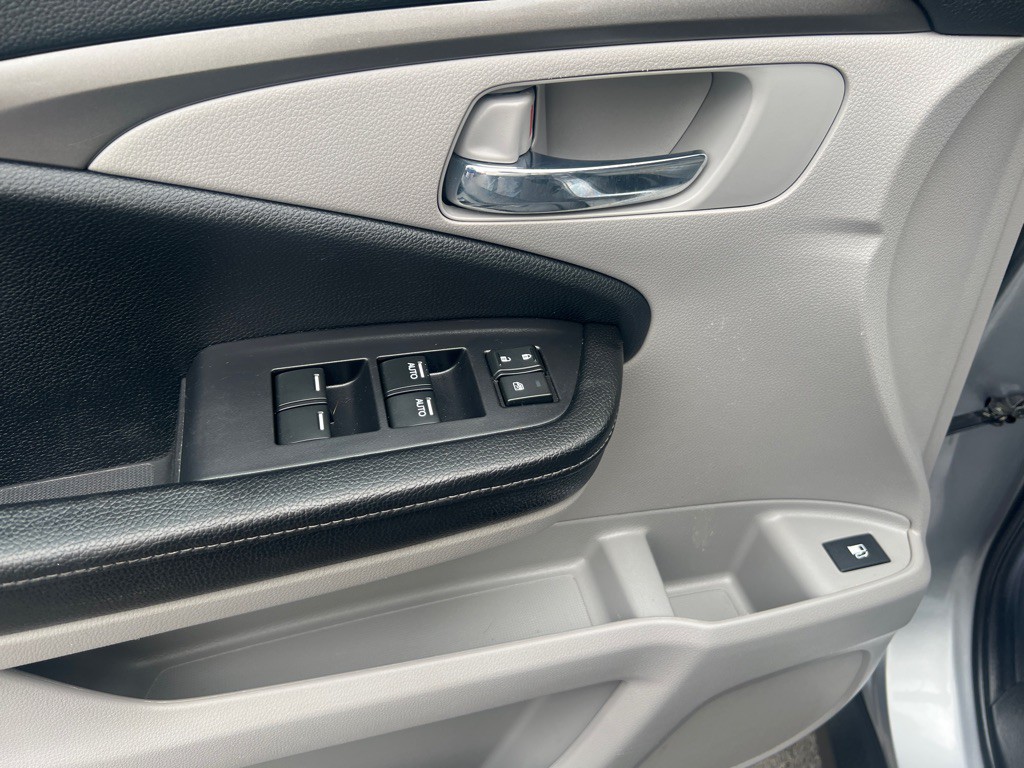 2019 Honda Ridgeline Image 14