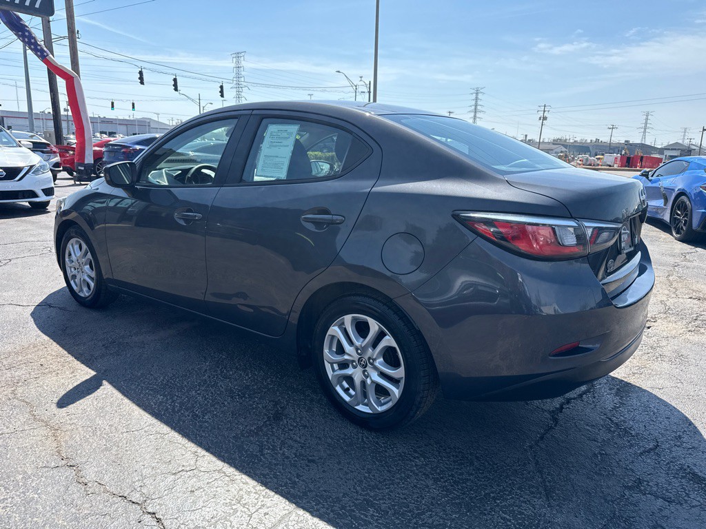 2016 Scion iA Image 3