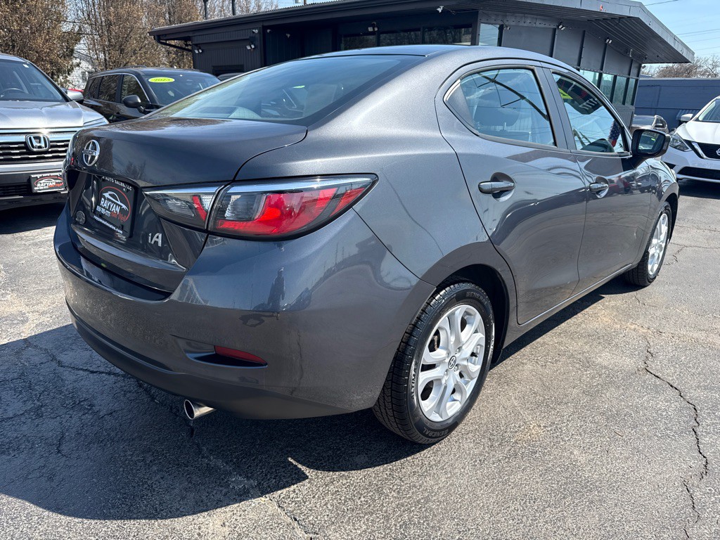 2016 Scion iA Image 5