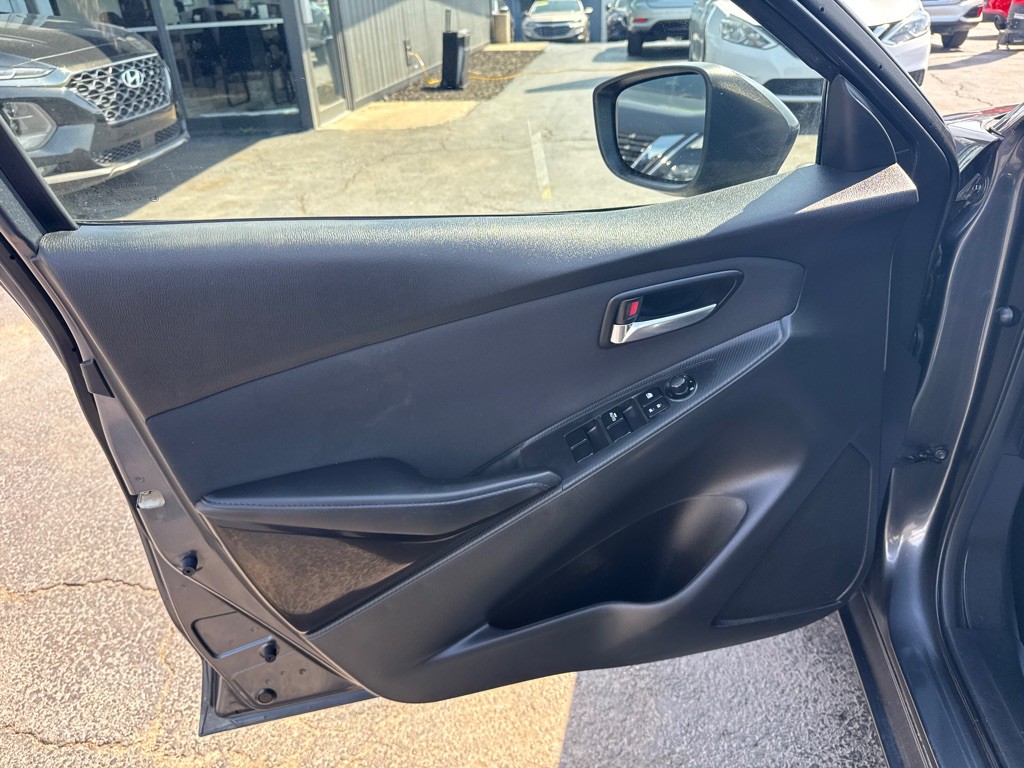 2016 Scion iA Image 11