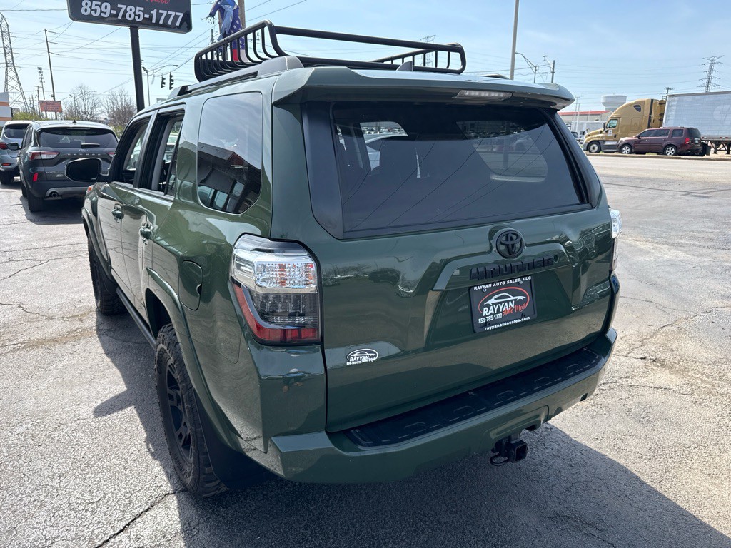 2021 Toyota 4Runner Image 6