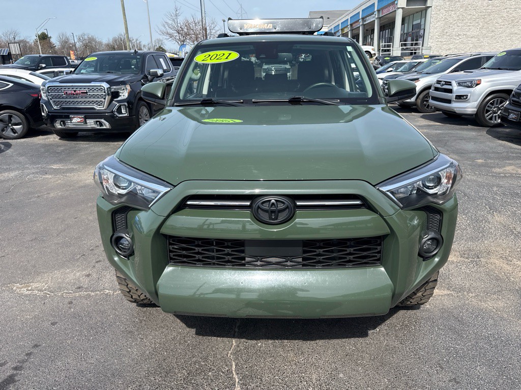 2021 Toyota 4Runner Image 12
