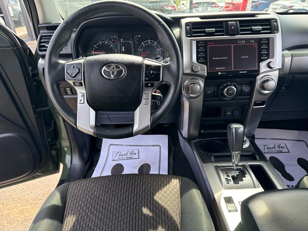 2021 Toyota 4Runner Image 18