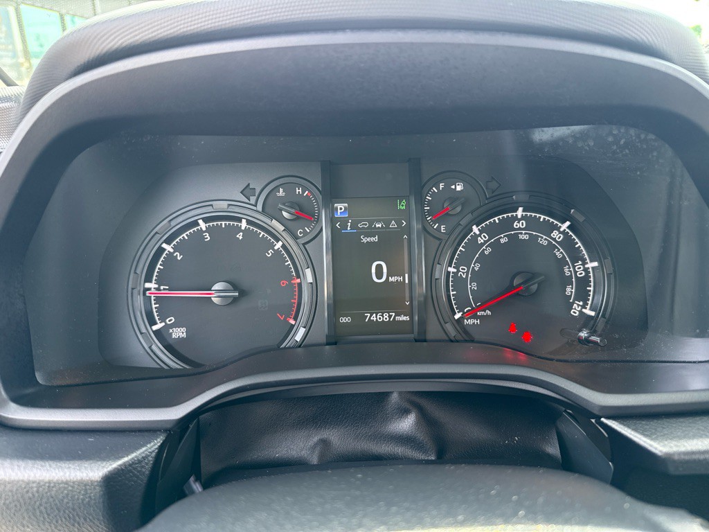 2021 Toyota 4Runner Image 22