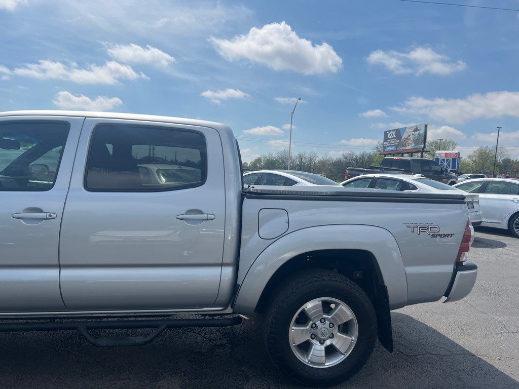 2011 Toyota Tacoma Image 5