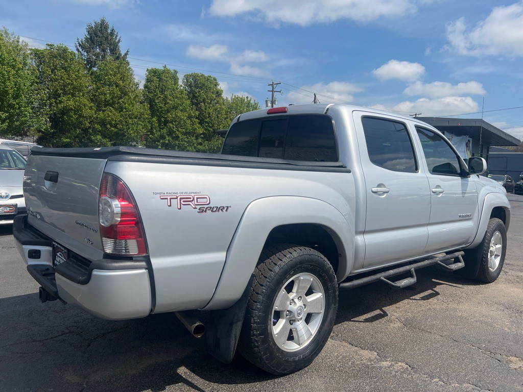 2011 Toyota Tacoma Image 10