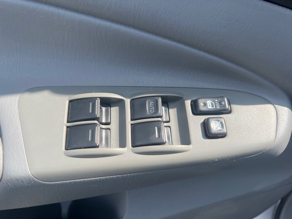 2011 Toyota Tacoma Image 15