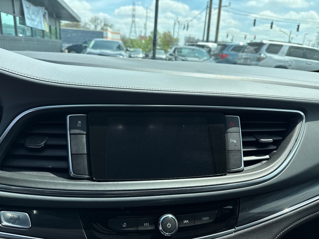 2018 Buick Enclave Image 19