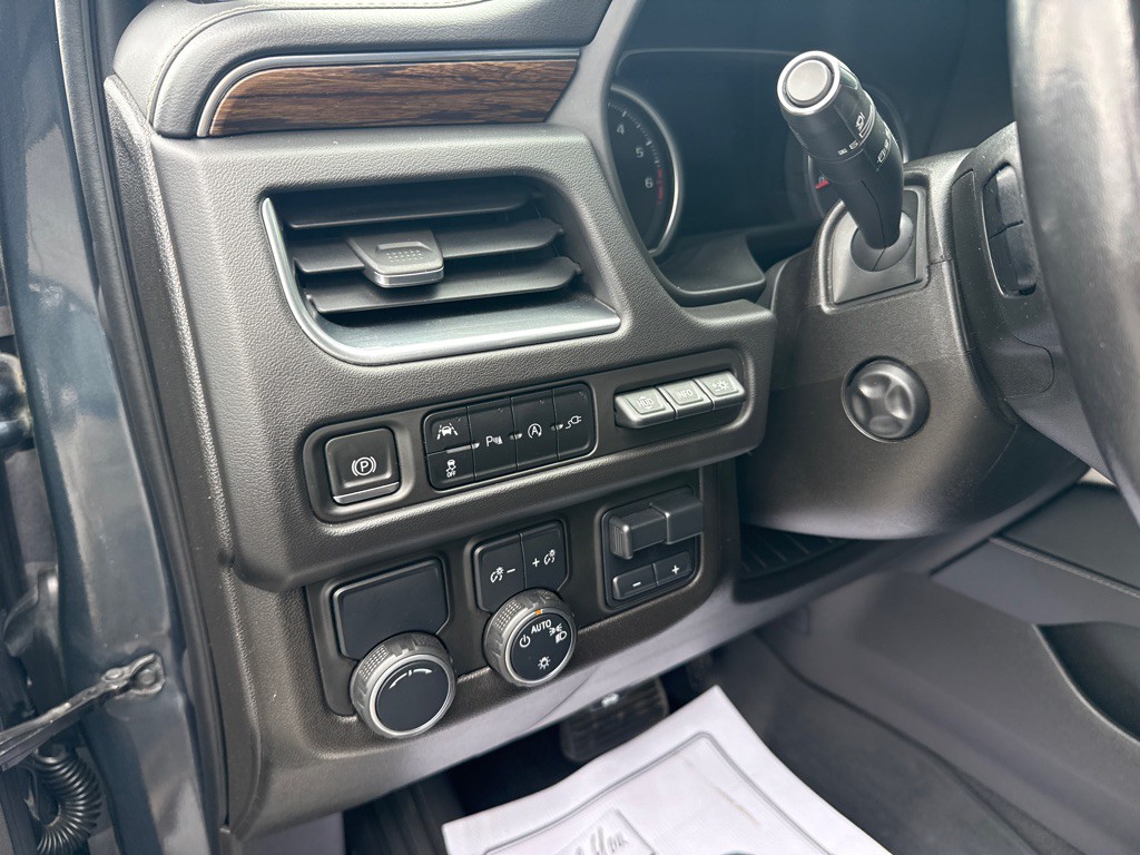 2021 Chevrolet Suburban Image 15