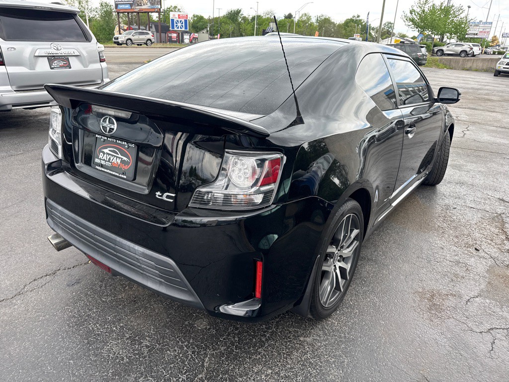 2014 Scion tC Image 6
