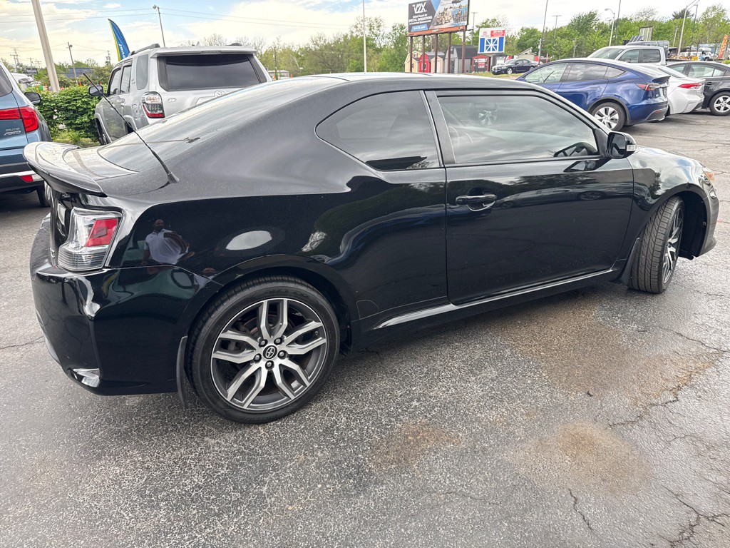2014 Scion tC Image 7