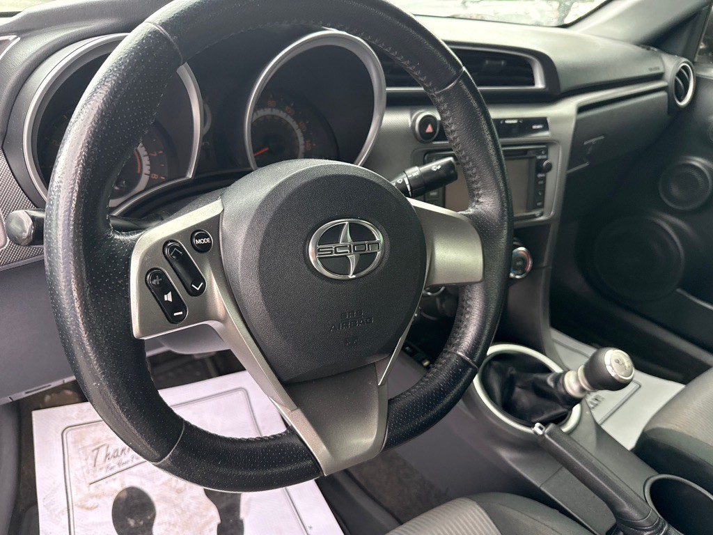 2014 Scion tC Image 11
